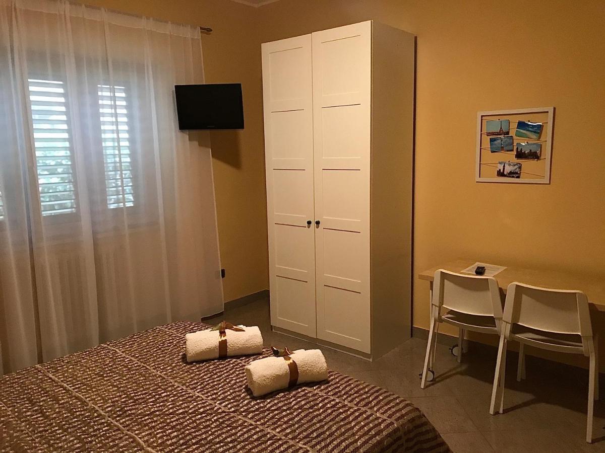 B&B Le Camerette Di Edda Касино Екстериор снимка